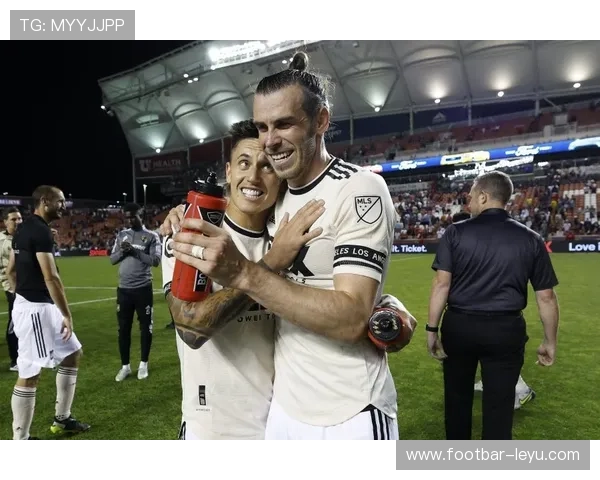 洛杉矶FC客场4-1大胜奥斯汀,晋级2025年MLS西部半决赛 洛杉矶FC客场4-1大胜奥斯汀,晋级2025年MLS西部半决赛